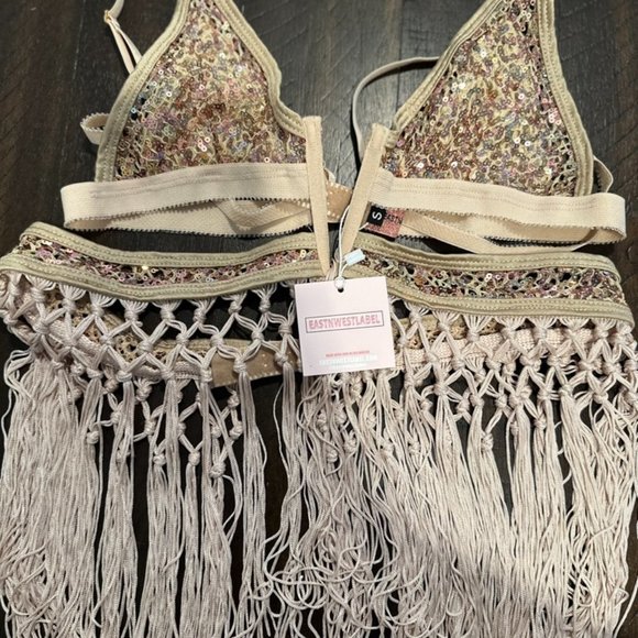 NWT EastnWest Label Verona Top & Vienna Bottom in Nude Small Fringe Sequin Set - Picture 2 of 7